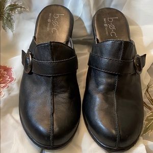 b.o.c Born Concepts clogs size 9 black